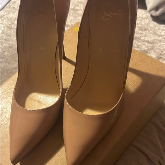 Christian Louboutin Shoes - Christian Louboutin Beige Heels SO KATE